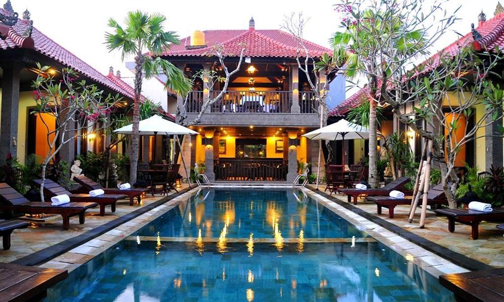 Zen Rooms Denpasar Mertasari Exterior foto