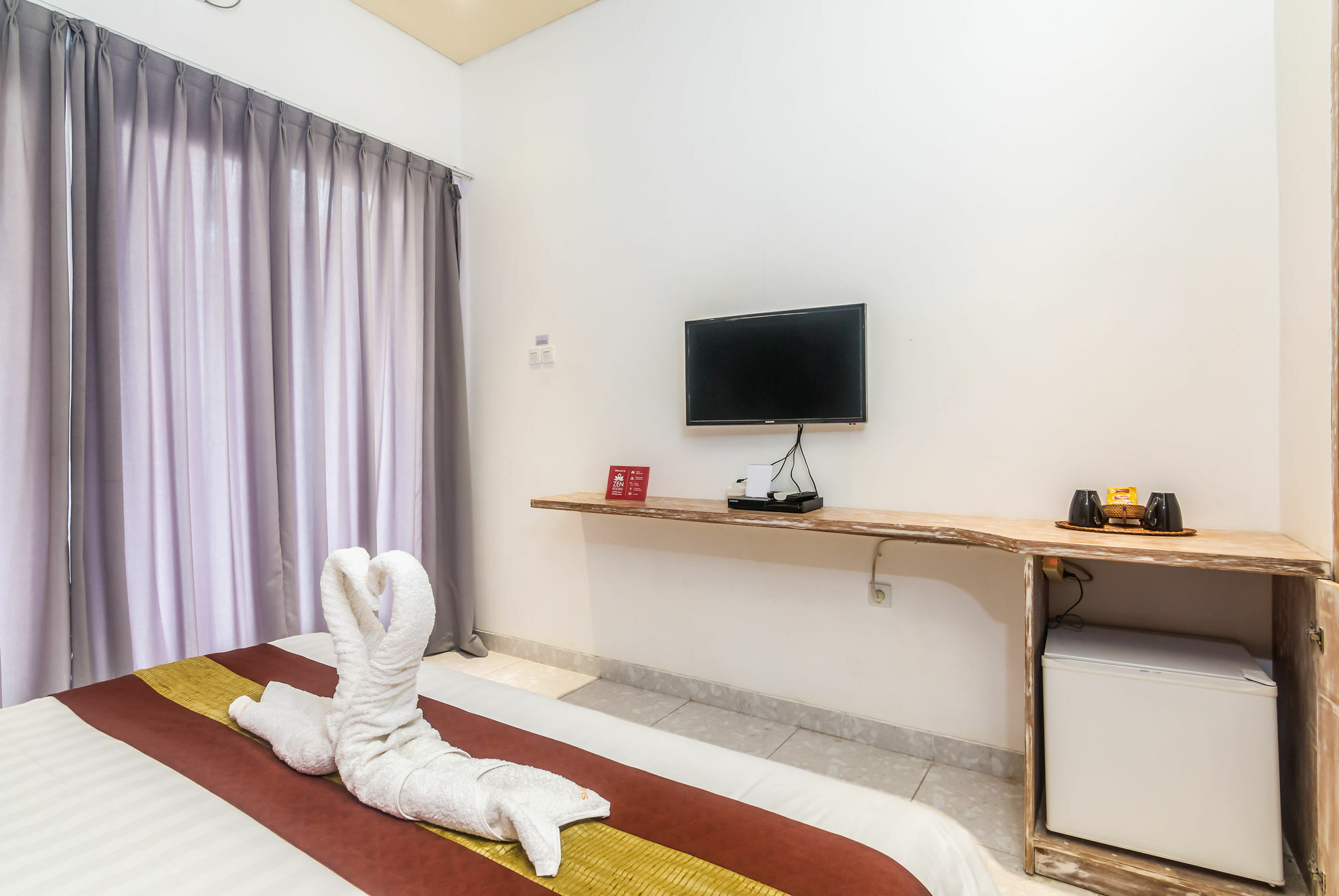 Zen Rooms Denpasar Mertasari Exterior foto